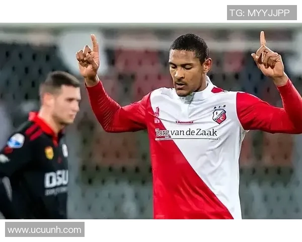 泽尼特与乌得勒支激战正酣淘汰赛精彩瞬间回顾 泽尼特与乌得勒支激战正酣淘汰赛精彩瞬间回顾