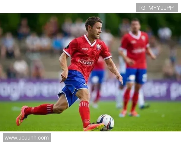 维特布斯克火车头与戈洛迪亚的激烈对决揭示足球战术与团队合作的魅力