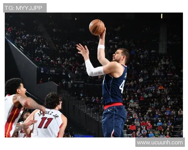 巅峰场均19+7的天才球员，不到2年时刻，拿到1.7亿合同+总冠军，27岁被扫地出门